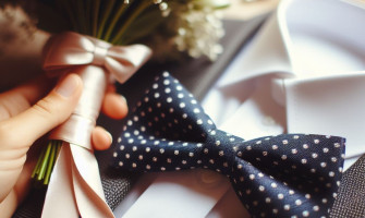 Ce cămașă trebuie pentru papion: ghid complet despre momentul și modul în care se poartă un papion