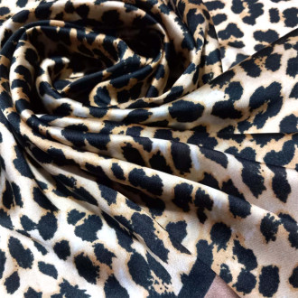 Eșarfă de Damă "Sălbăticie Rafinată" din Vâscoză și Mătase, Model Leopard, 70x70 cm