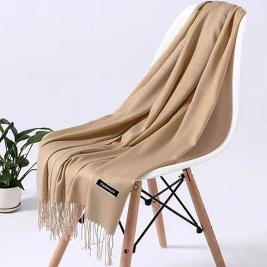 Eșarfă Cașmir Subțire Maro Caramel Eșarfă tip Cașmir Subțire Maro Caramel – Accesoriu Elegant de Toamnă